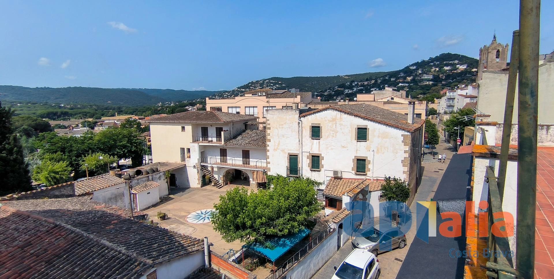 Vista exterior de Ático en venta en Calonge i Sant Antoni con Calefacción, Terraza y Balcón