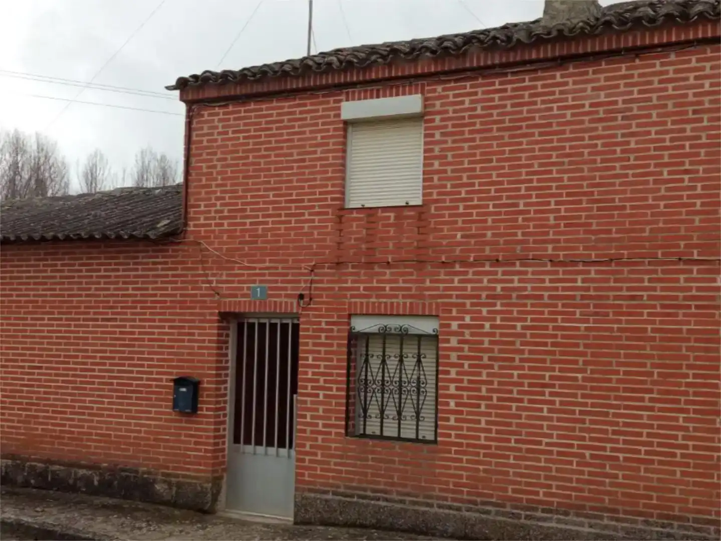 Vista exterior de Pis en venda en Villoldo amb Jardí privat i Moblat
