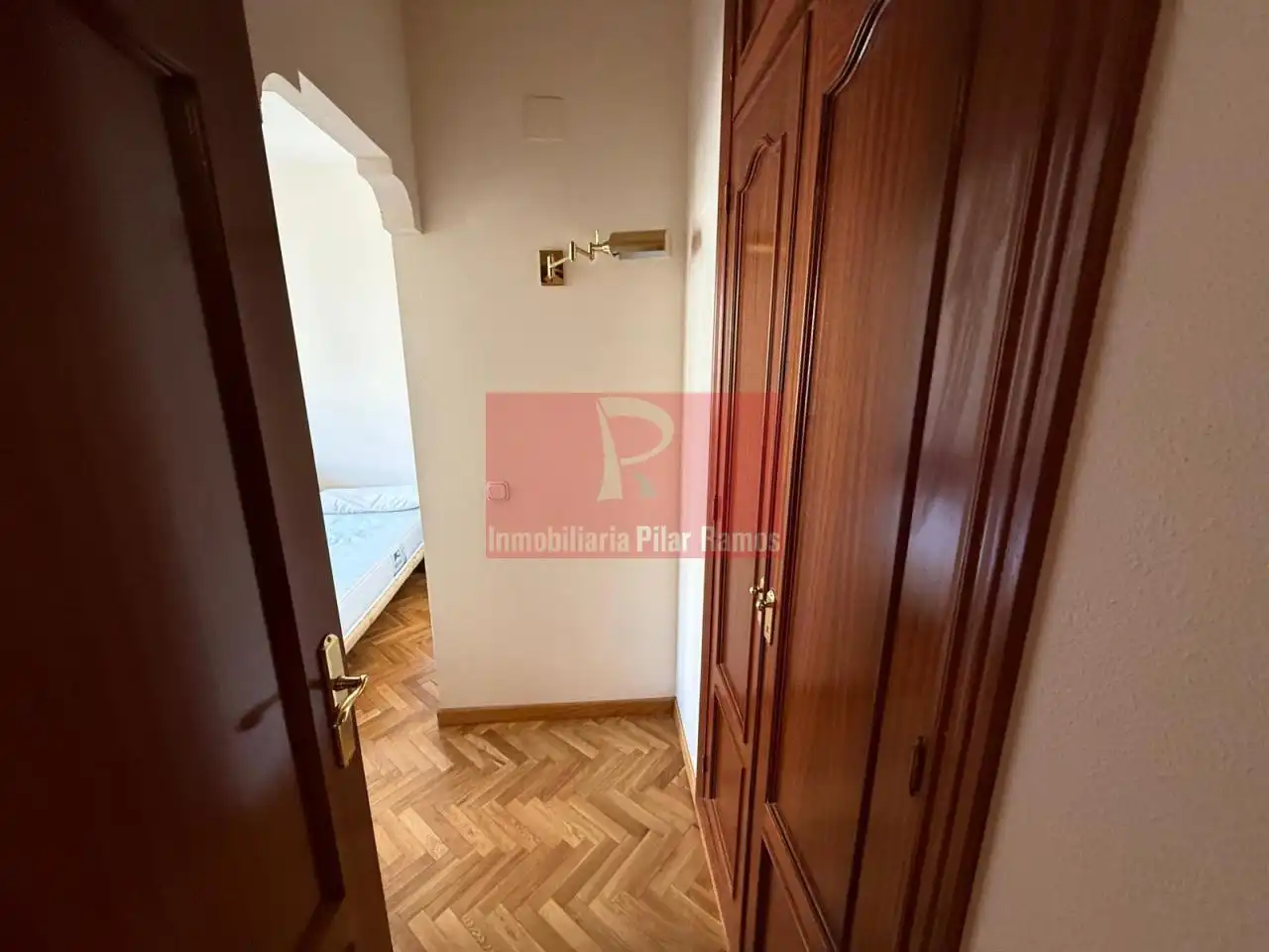 Piso en venta en León Capital  con Calefacción, Parquet y Terraza