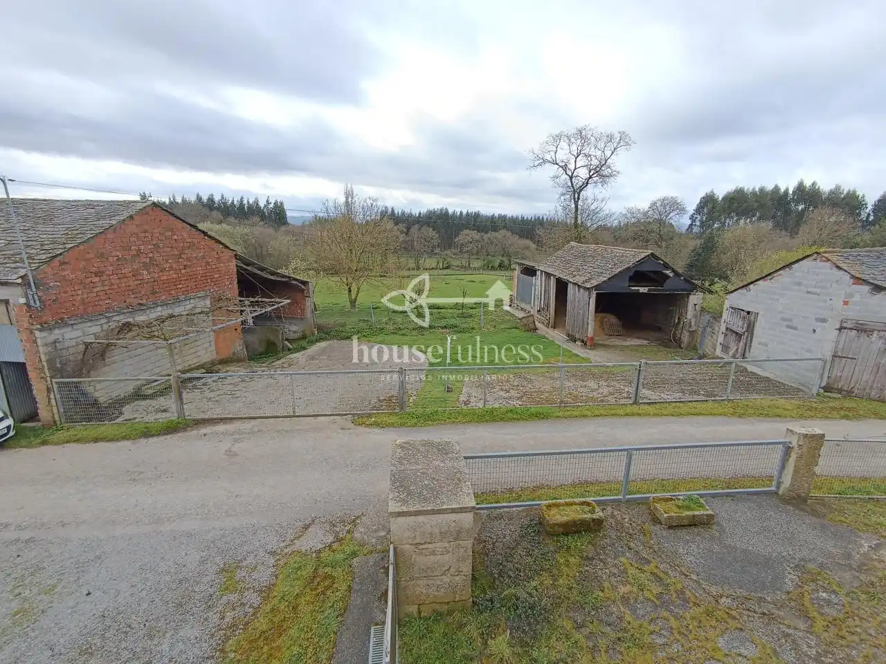 Finca rústica en venta en Friol con Calefacción, Jardín privado y Terraza