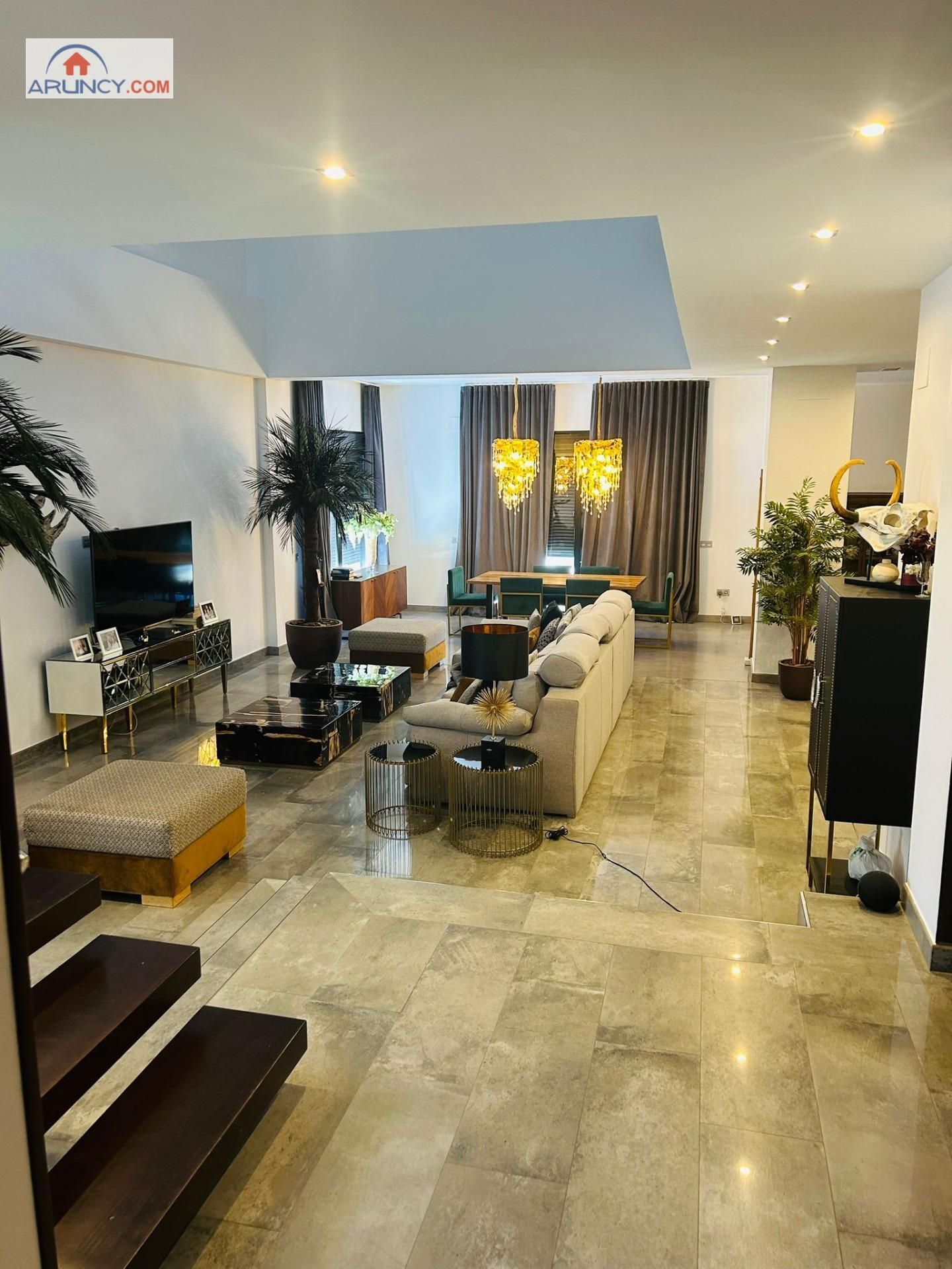 Sala d'estar de Casa o xalet en venda en Montequinto amb Aire condicionat, Calefacció i Jardí privat