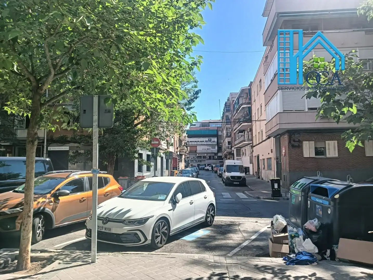 Vista exterior de Local en venda en Madrid amb Alarma