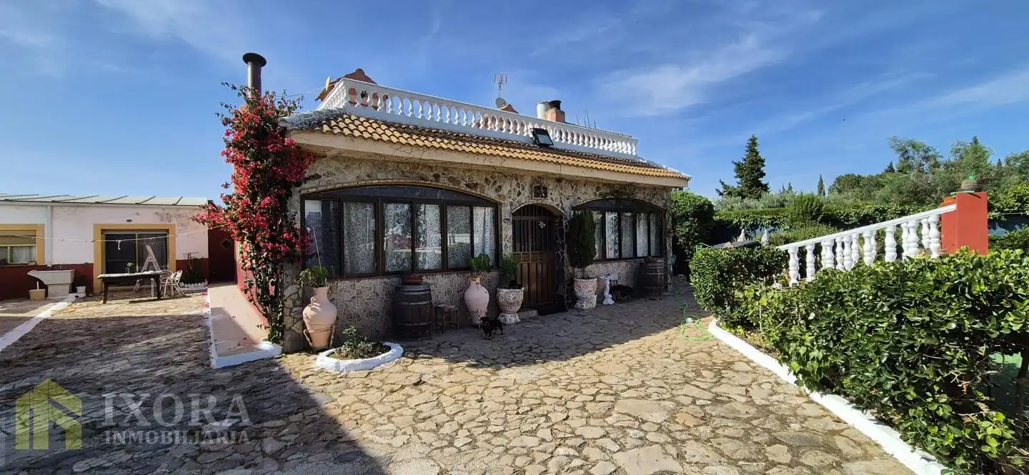 Casa amb piscina en venda a Diseminado Huer.San Roque II Fase