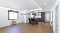 Kitchen of Flat for sale in  Madrid Capital  with Air Conditioner, Heating and Terrace