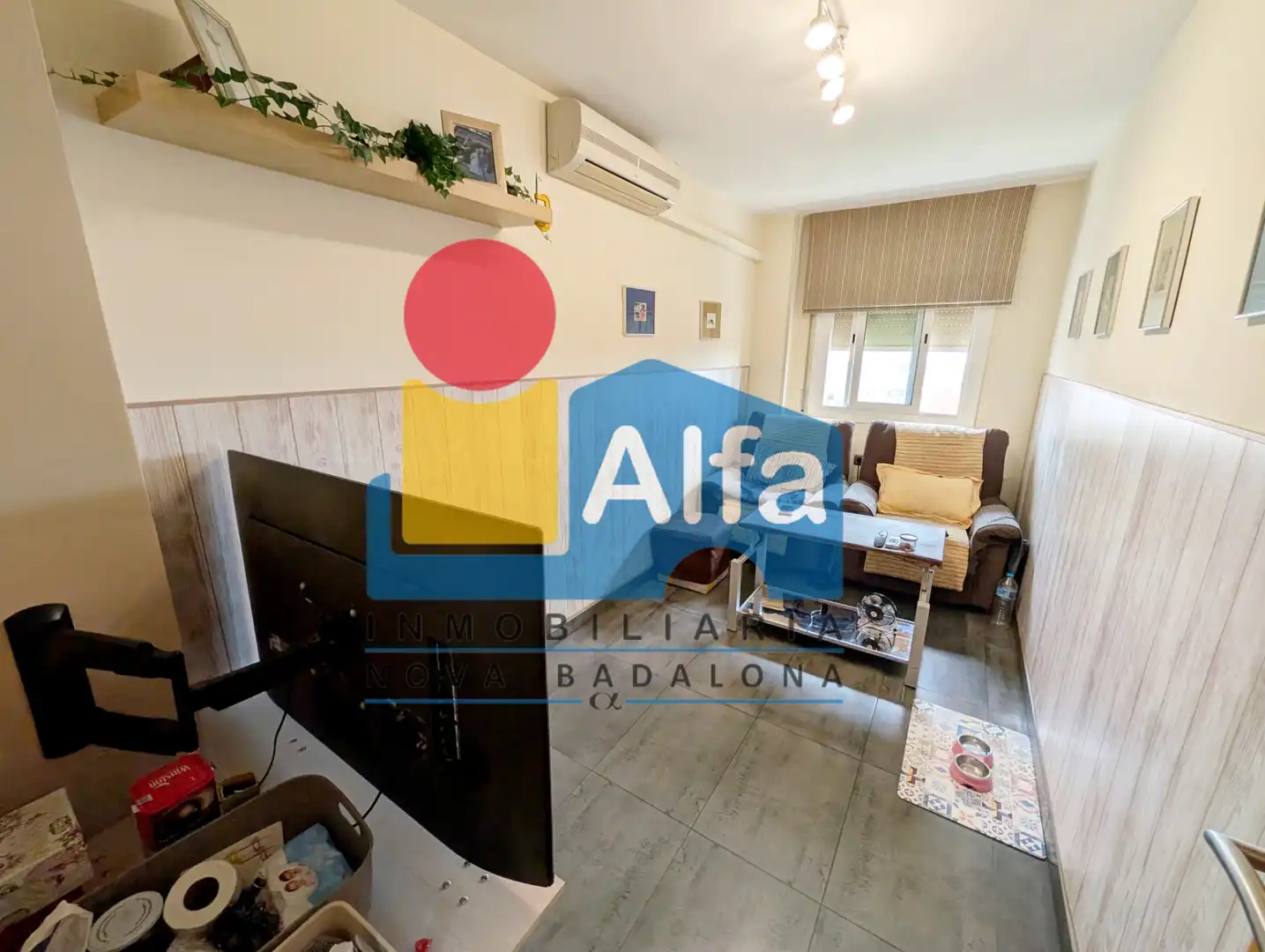 Sala de estar de Piso en venta en Badalona con Aire acondicionado, Calefacción y Jardín privado
