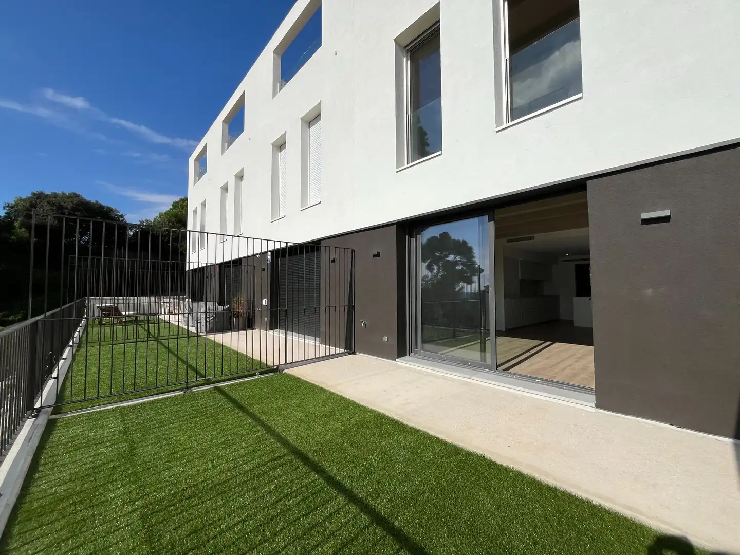 Vista exterior de Casa o xalet en venda en Sant Andreu de Llavaneres amb Calefacció, Terrassa i Traster