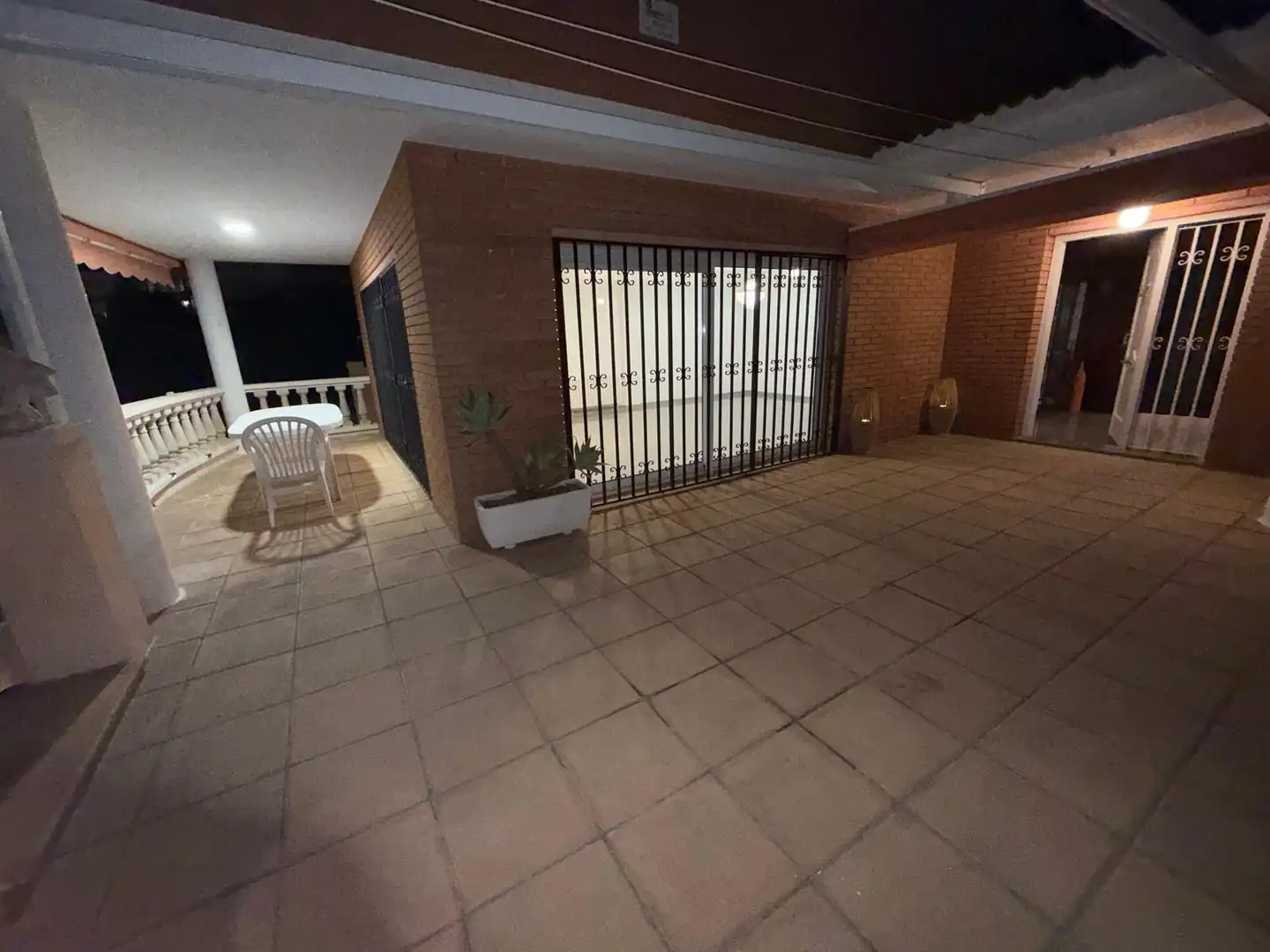 Haus oder Chalet zur Miete in Viladecans mit Klimaanlage, Heizung und Privatgarten