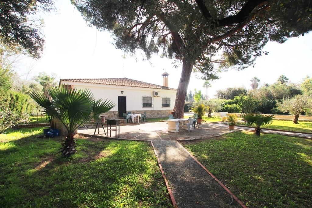 Jardí de Casa o xalet en venda en Jerez de la Frontera amb Jardí privat, Terrassa i Traster