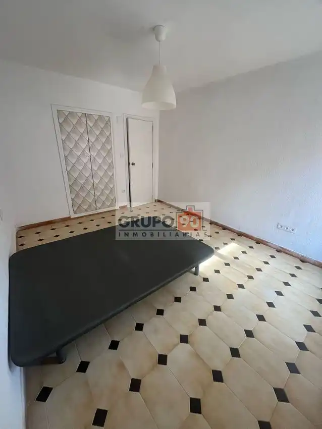 Habitación de Piso en venta en Godella con Terraza y Balcón