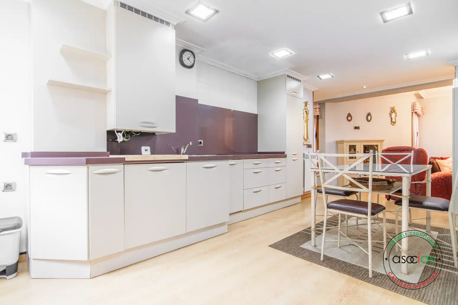 Cuina de Pis en venda en Gijón  amb Calefacció