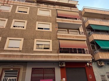 Apartment with lift for sale in Orihuela ciudad
