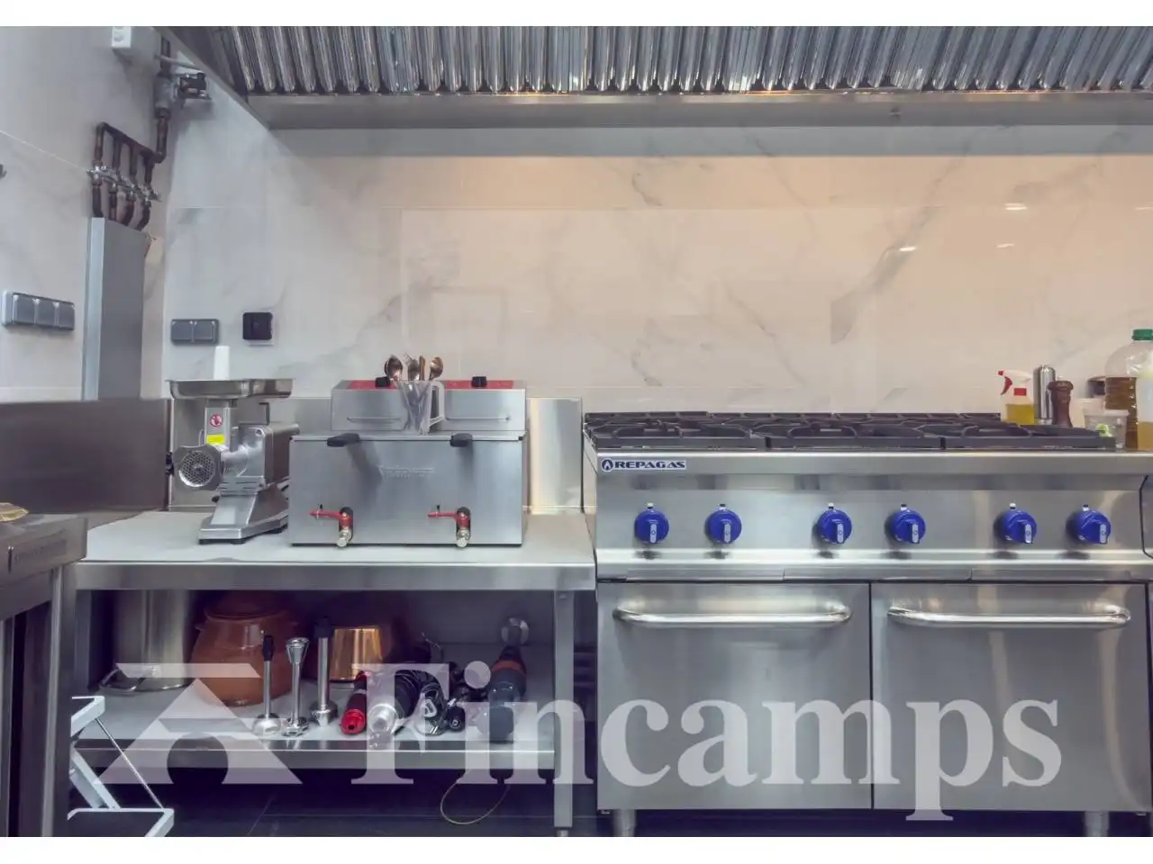 Cocina de Local en venta en Sabadell con Aire acondicionado y Alarma