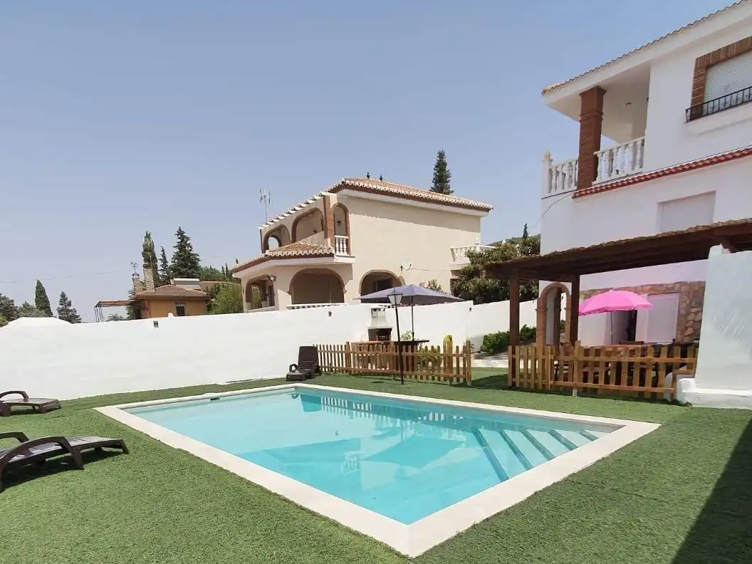 Piscina de Casa o chalet en venta en Padul