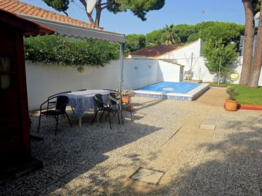 Xalet amb piscina en venda a Las Lagunas - Campano
