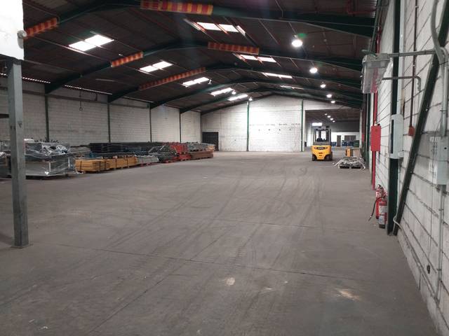 Nave industrial en Alquiler en Buenos Aires - Chamberí - Las Moraditas