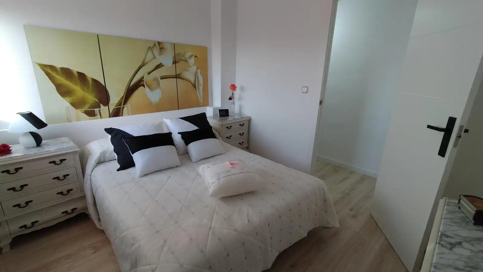 Dormitori de Casa adosada en venda en La Zubia amb Balcó