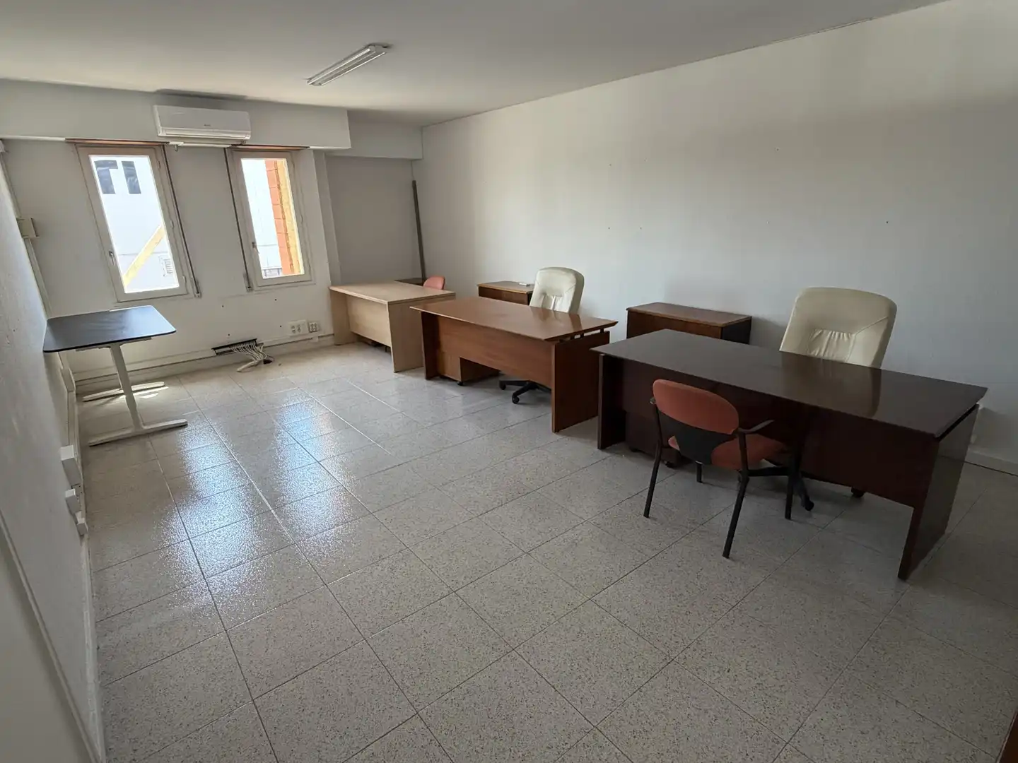 Oficina de alquiler en Alicante / Alacant con Aire acondicionado, Calefacción y Amueblado