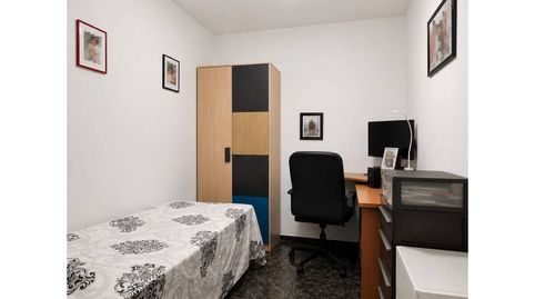 Foto 4 de Piso en venta en Calle Sant Honorat, Ca n'Anglada, Terrassa