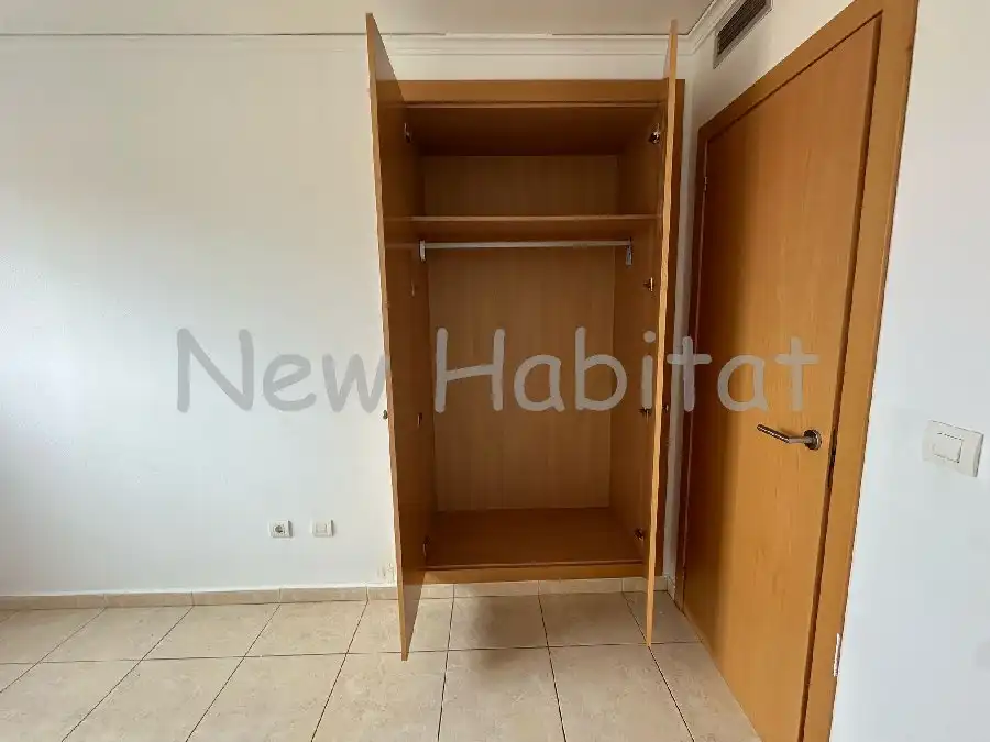 Bedroom of Flat for sale in Castellón de la Plana / Castelló de la Plana  with Air Conditioner and Storage room