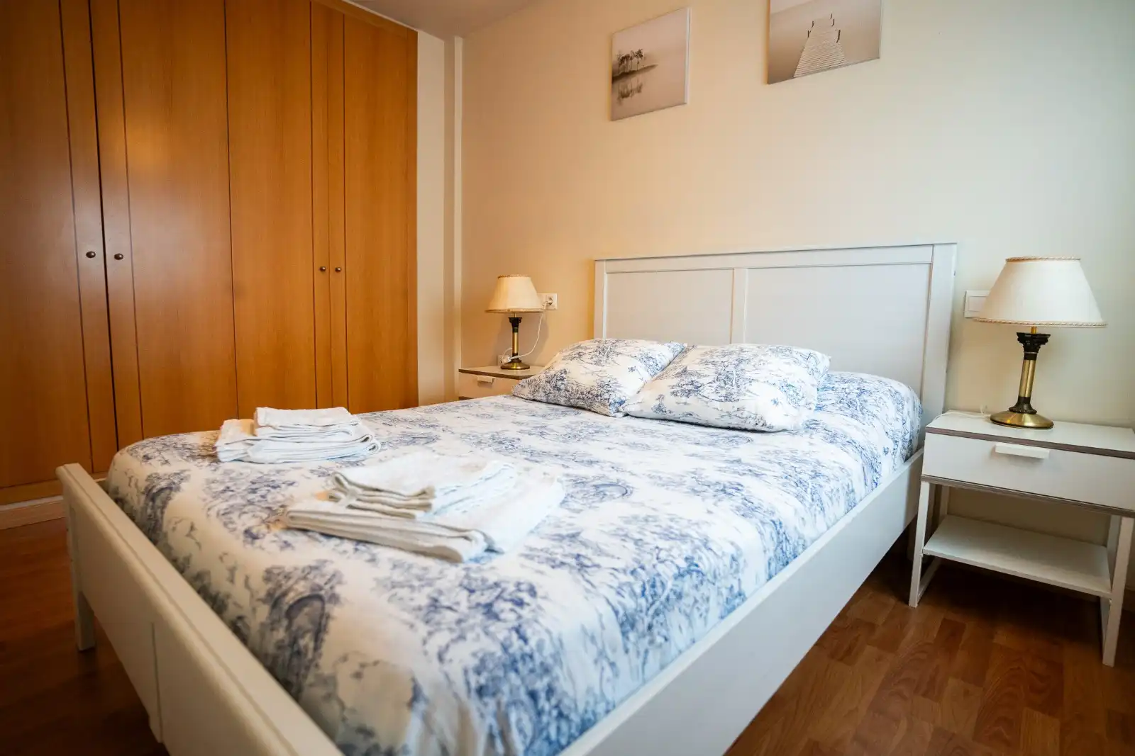 Habitación de Apartamento en venta en Val de San Vicente  con Calefacción, Parquet y Amueblado