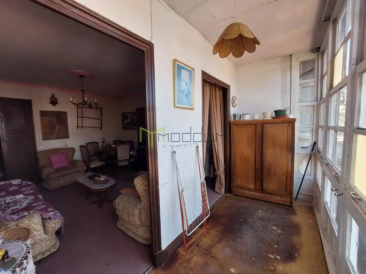 Sala d'estar de Casa o xalet en venda en Santiago de Compostela  amb Calefacció i Jardí privat