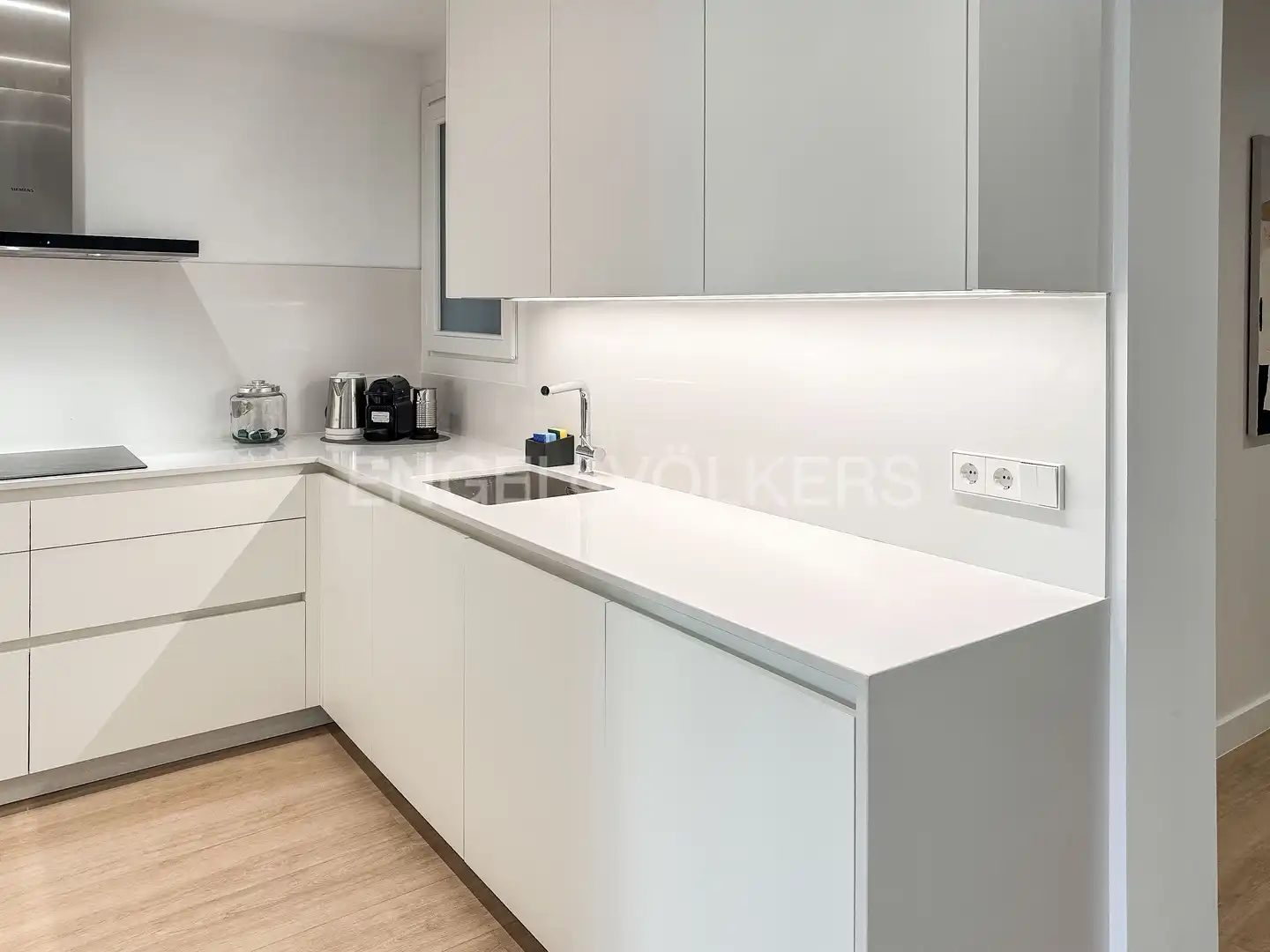 Cocina de Piso de alquiler en Barcelona con Aire acondicionado, Calefacción y Trastero