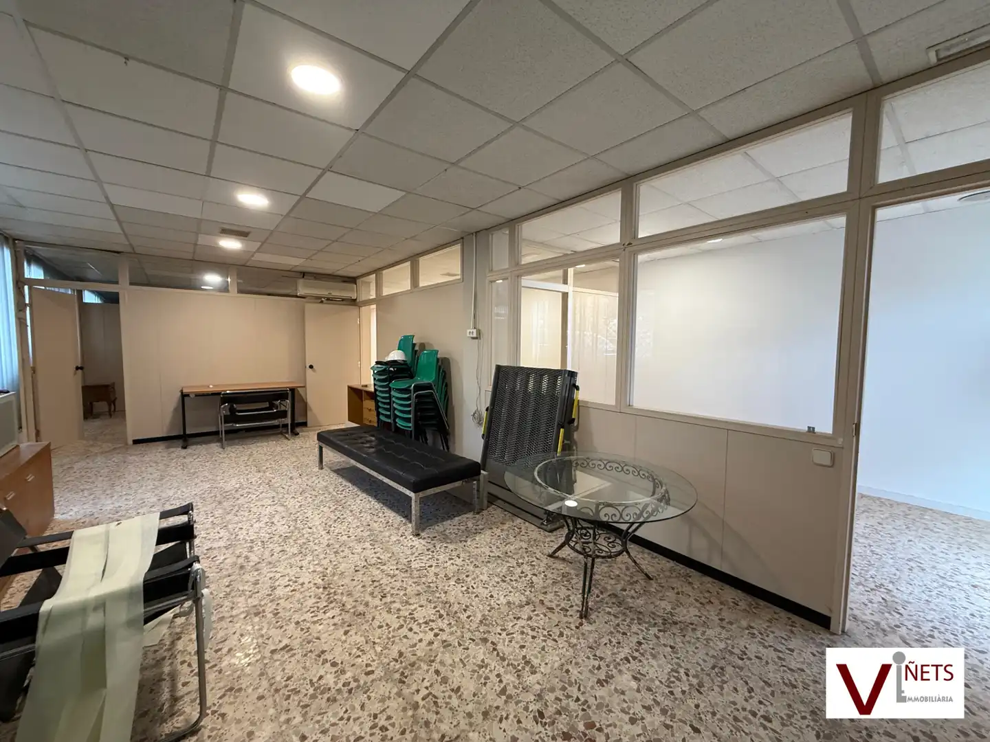 Local comercial en alquiler en Carrer Calàbria, imagen 3