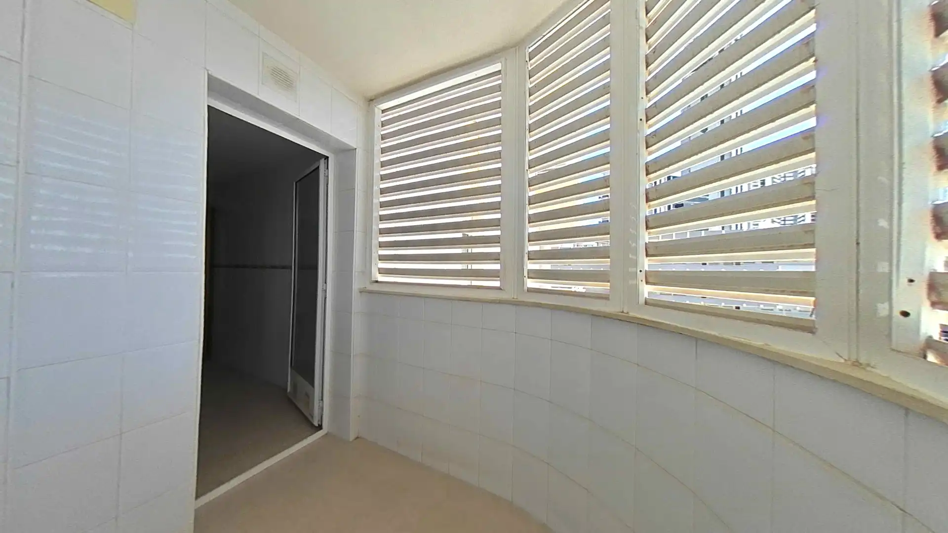 Piso en venta en Benidorm con Terraza y Balcón