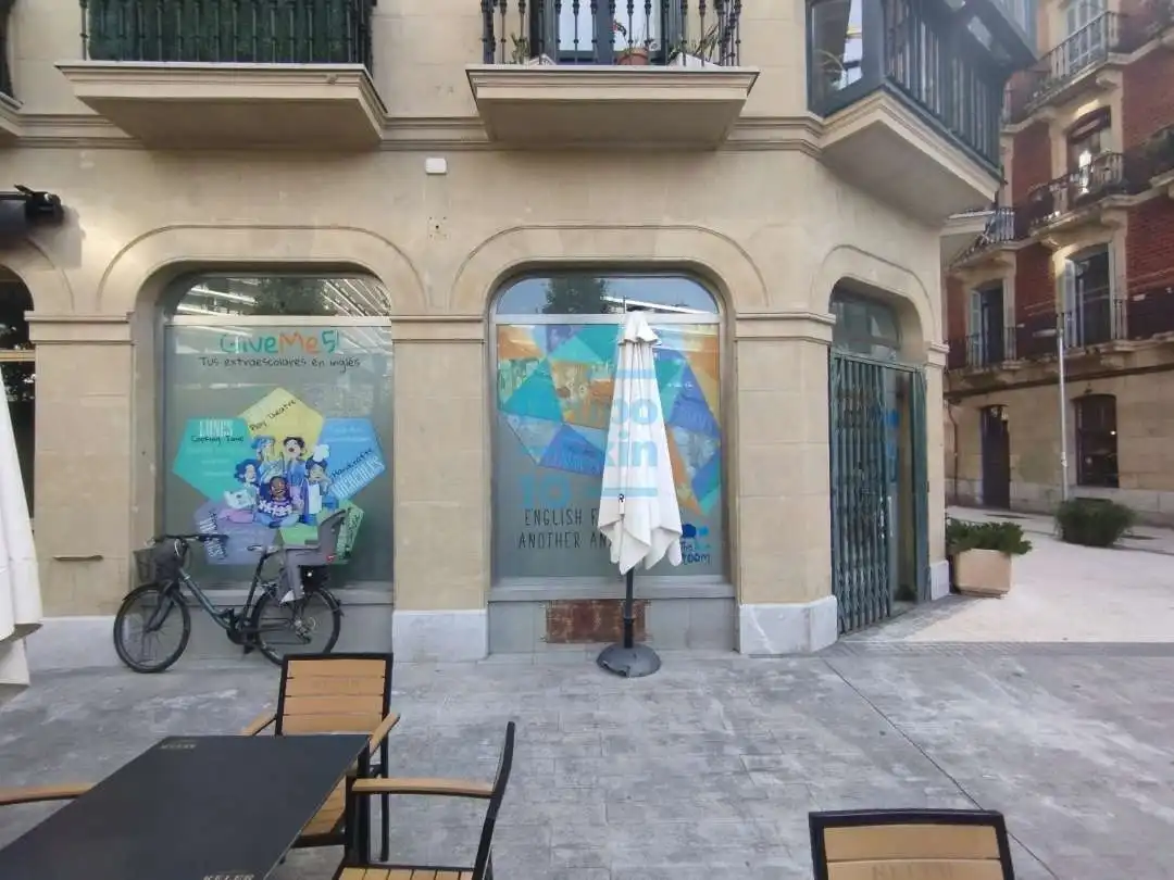 Vista exterior de Local en venda en Donostia - San Sebastián 