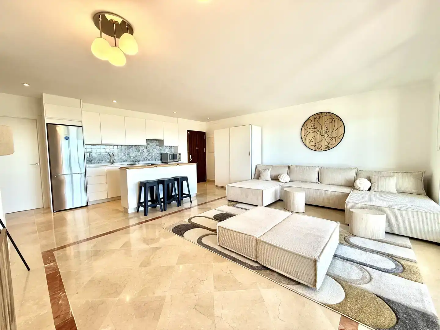 Living room of Flat for sale in Benahavís  with Air Conditioner and Swimming Pool