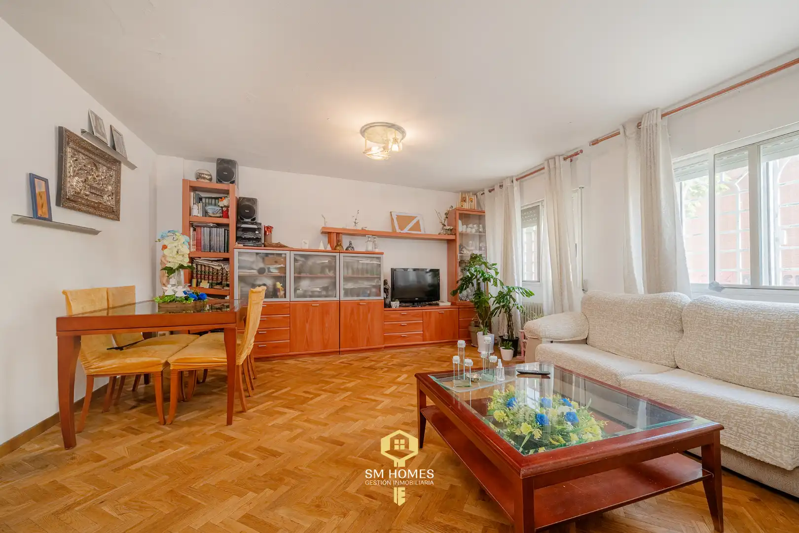 Living room of Detached homes for sale in Mejorada del Campo  with Air Conditioner, Heating and Private garden