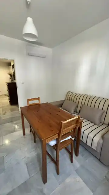 Comedor de Piso de alquiler en Córdoba con Aire acondicionado, Calefacción y Amueblado