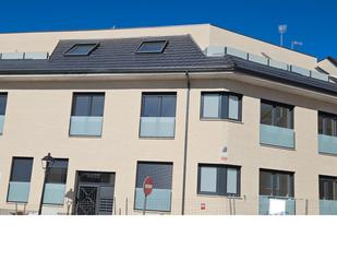 Exterior view of Flat to rent in Valdemorillo  with Air Conditioner, Heating and Terrace