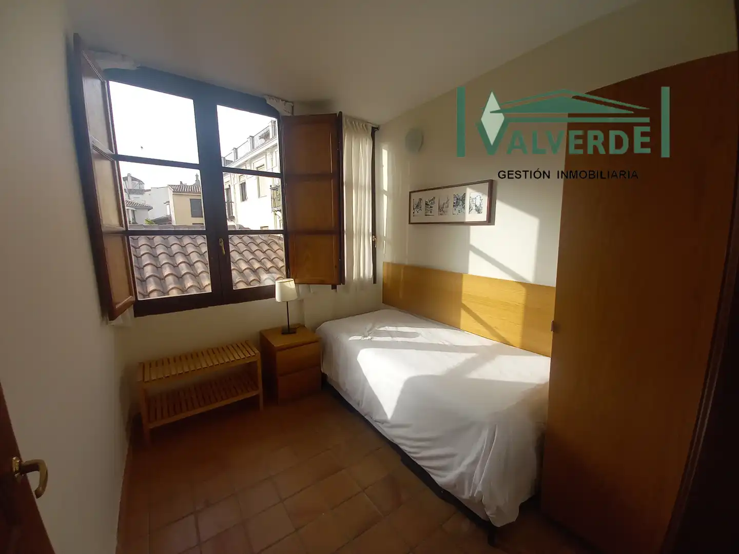 Flat for rent in Plaza de la Trinidad, Centro - Sagrario