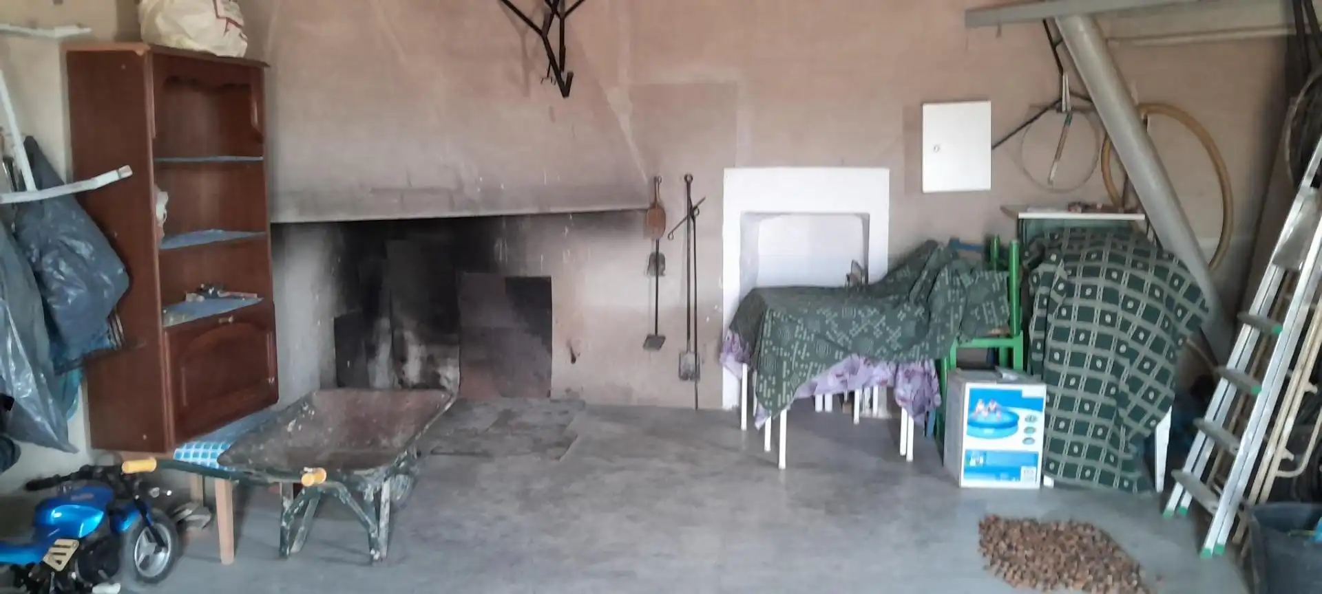 Sala d'estar de Casa o xalet en venda en Yecla amb Jardí privat i Moblat