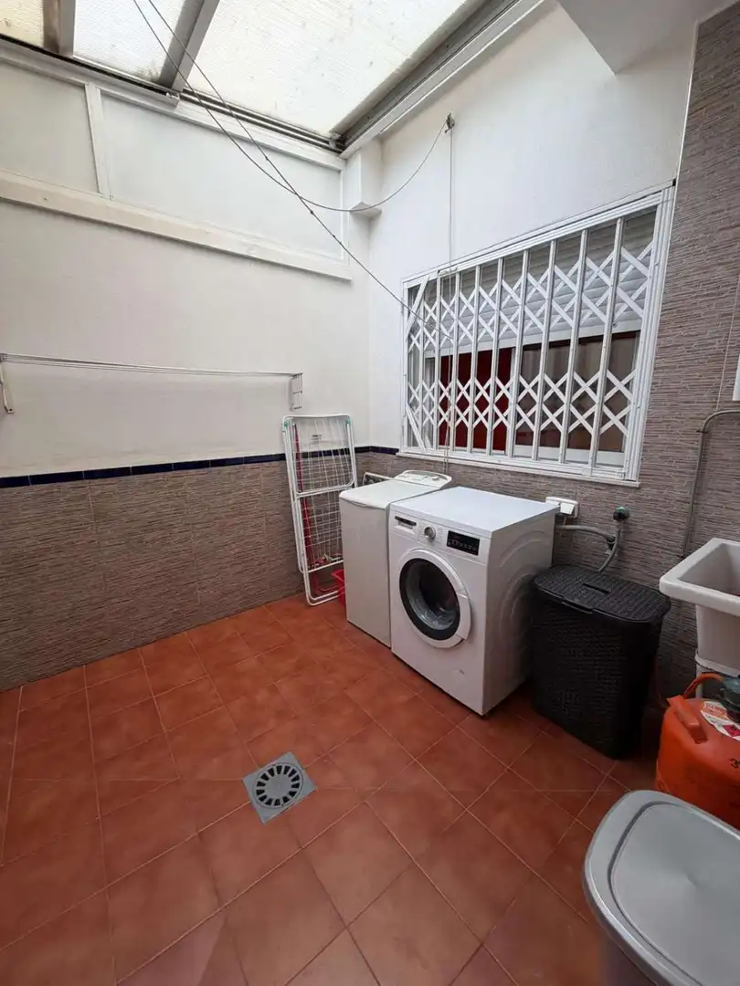 Maisonette zum Verkauf in Alcantarilla mit Terrasse, Möbliert und Alarm