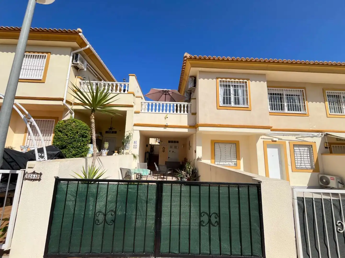 Vista exterior de Apartament en venda en Orihuela amb Aire condicionat, Piscina i Moblat