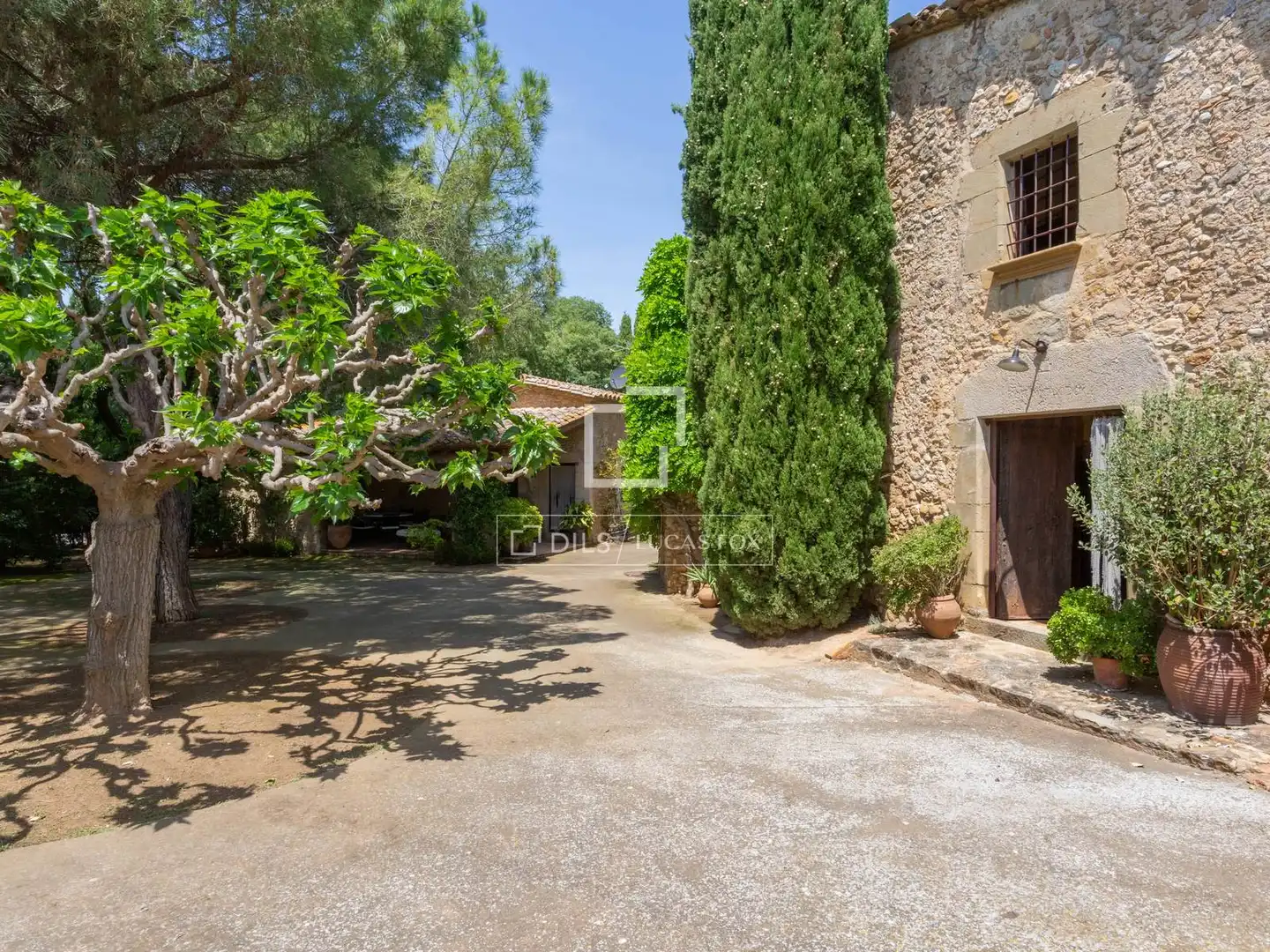 Vista exterior de Finca rústica en venta en Sant Mori con Calefacción, Jardín privado y Terraza