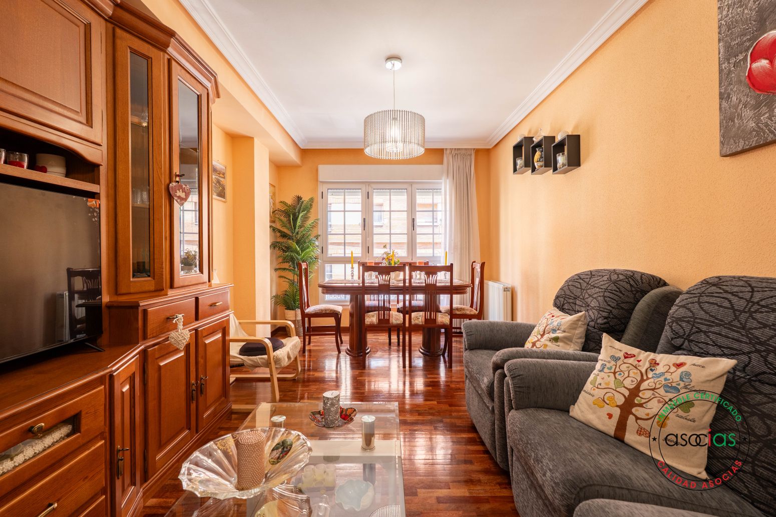 Living room of Flat for sale in Gijón   with Heating, Parquet flooring and Storage room