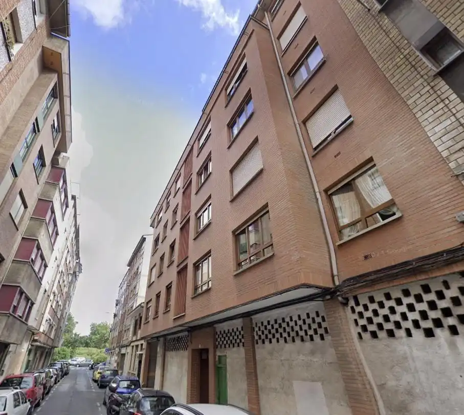 Vista exterior de Piso en venta en Gijón  con Trastero