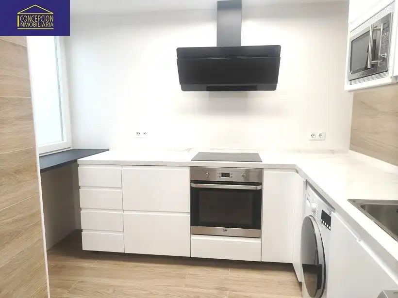 Küche von Wohnung zur Miete in Córdoba mit Klimaanlage, Heizung und Parkett