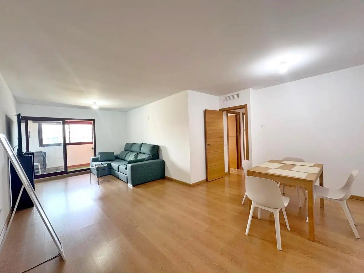 Sala d'estar de Pis en venda en Málaga amb Jardí privat, Terrassa i Traster