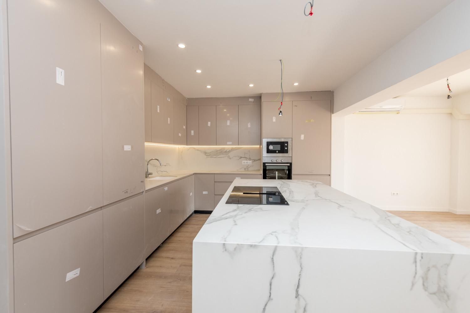 Cocina de Piso en venta en Alicante / Alacant con Aire acondicionado, Terraza y Trastero