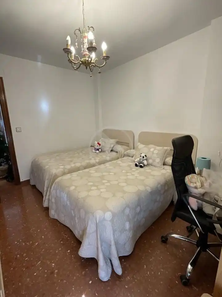 Habitación de Piso en venta en Linares con Aire acondicionado y Amueblado