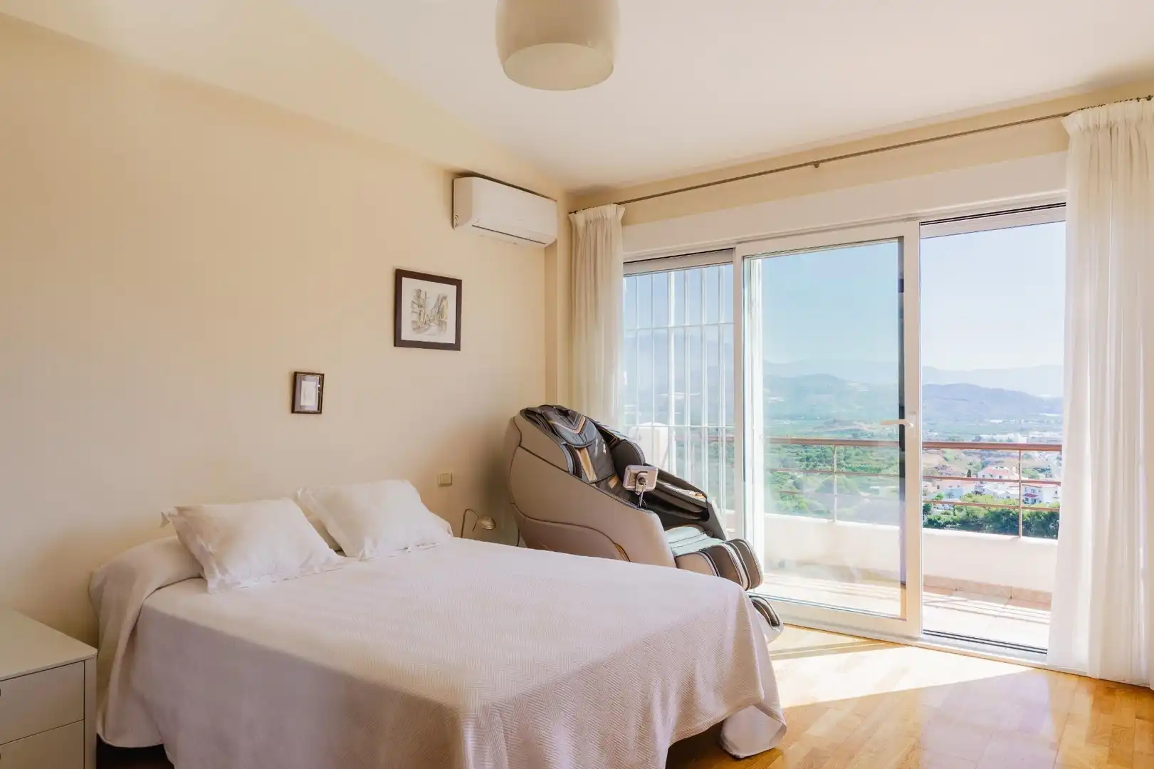 Detached house with terrace for sale in Calle Calle Naranjo, Monte de los Almendros, imagen 52