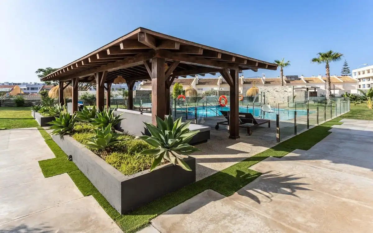 Apartamento con piscina en venta en Castillo Sohail - Myramar, imagen 4