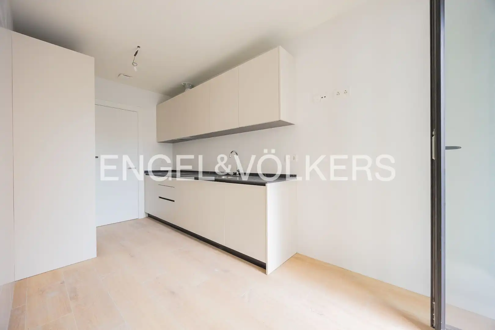 Kitchen of Flat for rent in Bilbao   with Heating and Balcony