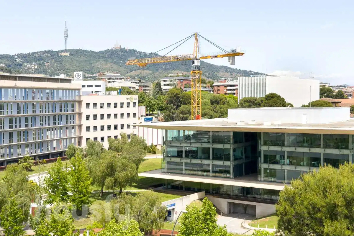 Vista exterior de Piso en venta en Barcelona con Aire acondicionado, Calefacción y Jardín privado