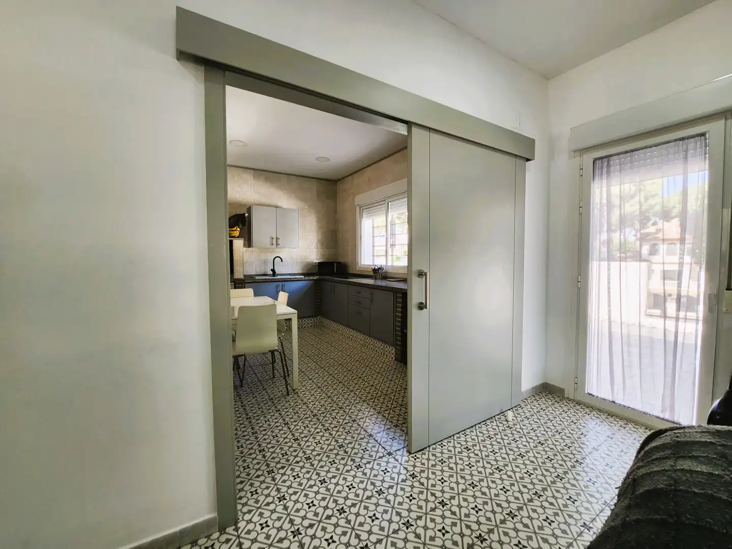 Cocina de Casa o chalet en venta en Alcalá de Guadaira con Aire acondicionado, Calefacción y Jardín privado
