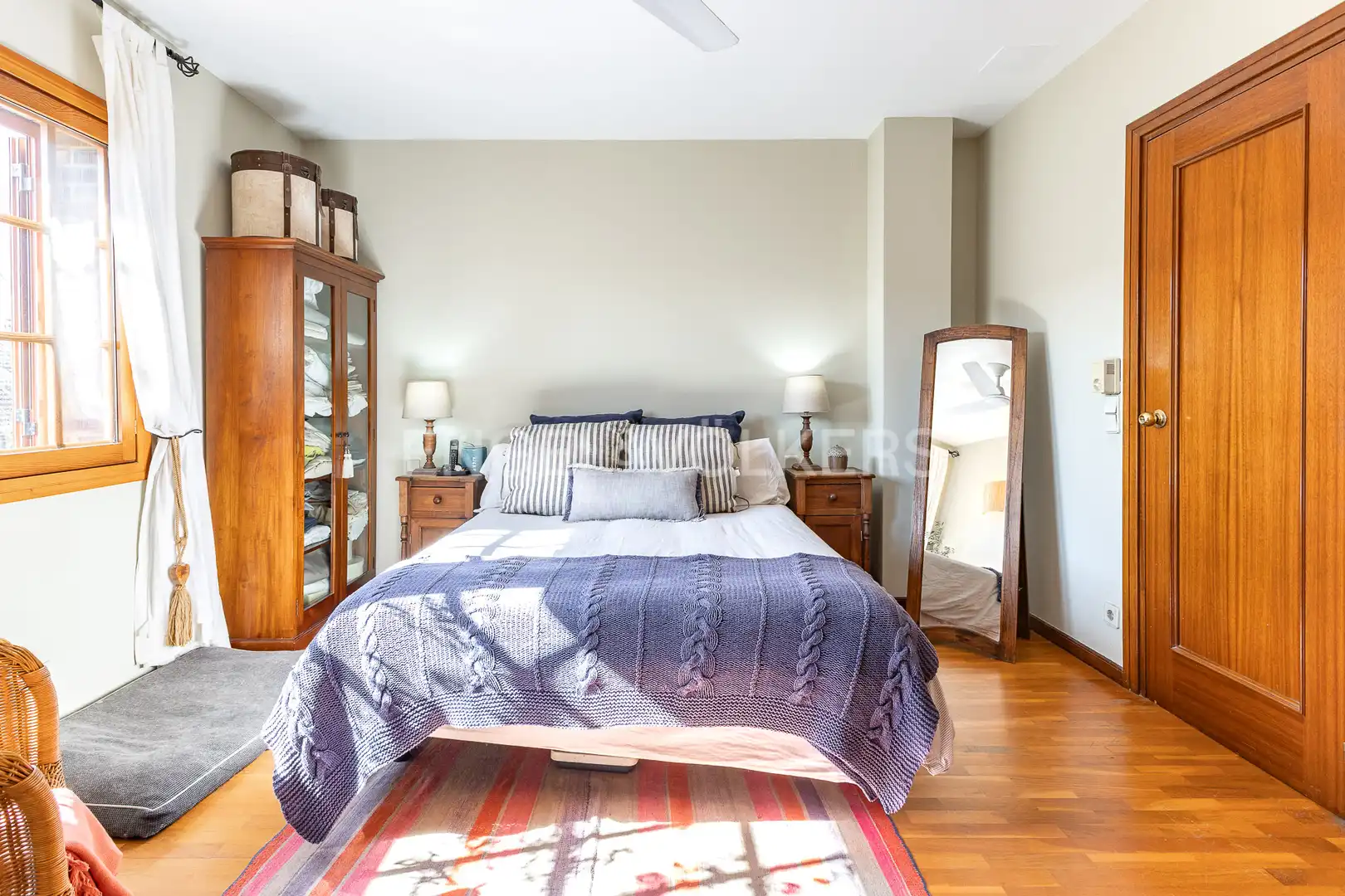 Habitación de Casa o chalet en venta en Badalona con Aire acondicionado, Calefacción y Jardín privado